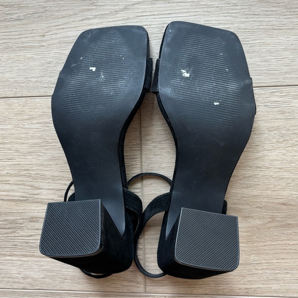 SOLD - Picture 7 of 9